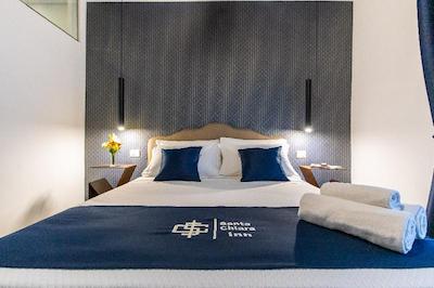 سانتا کیارا این