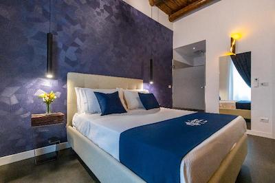 سانتا کیارا این