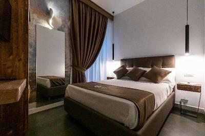 سانتا کیارا این