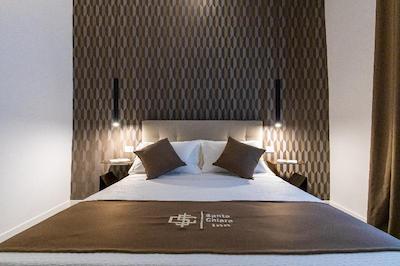 سانتا کیارا این