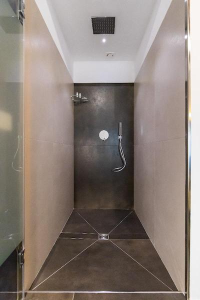 سانتا کیارا این