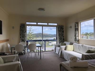 وایهکه آیلند متل