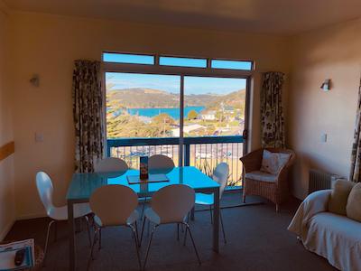 وایهکه آیلند متل