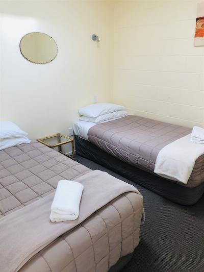 وایهکه آیلند متل