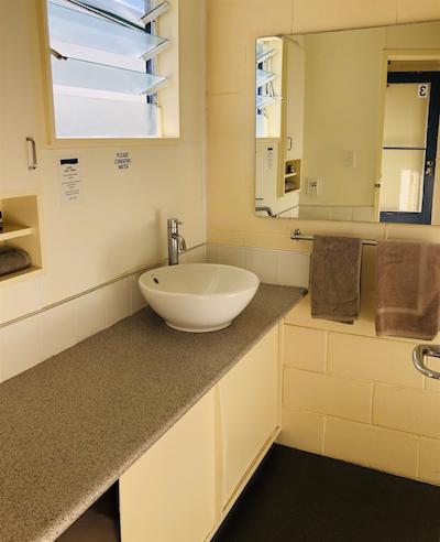 وایهکه آیلند متل