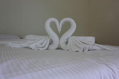 له بار تاری هتل