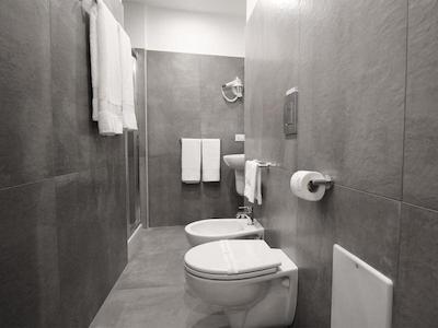 تولدو استاپ