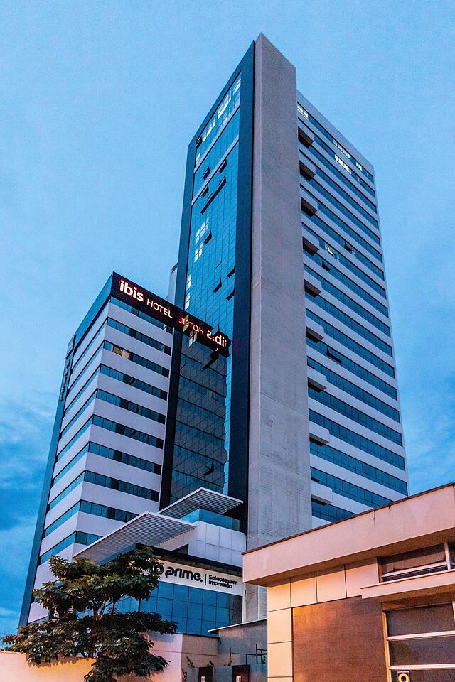 ایبیس پالمز اونیدا جی کی