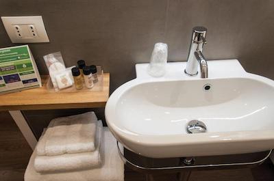 هومی بی ان بی