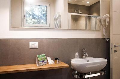 هومی بی ان بی