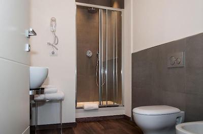 هومی بی ان بی