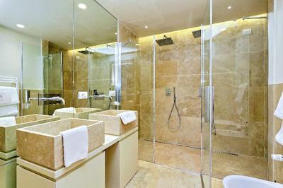 ام 7 کونتپورری آپارتماتز