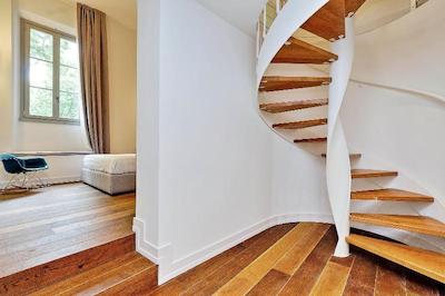 ام 7 کونتپورری آپارتماتز