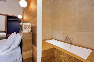 ام 7 کونتپورری آپارتماتز