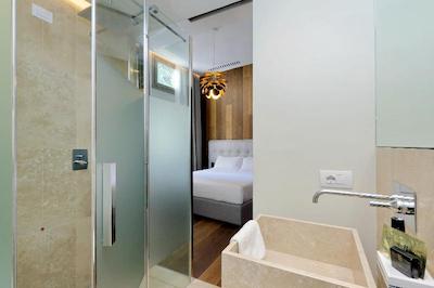 ام 7 کونتپورری آپارتماتز