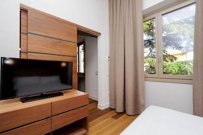 ام 7 کونتپورری آپارتماتز