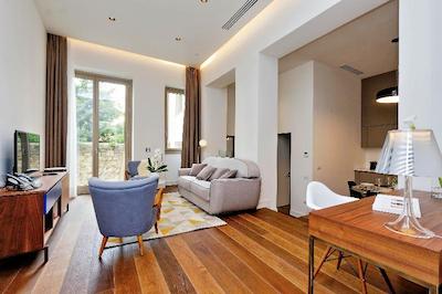 ام 7 کونتپورری آپارتماتز