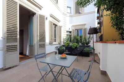 ام 7 کونتپورری آپارتماتز