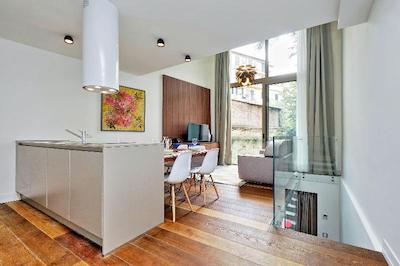 ام 7 کونتپورری آپارتماتز