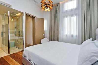 ام 7 کونتپورری آپارتماتز