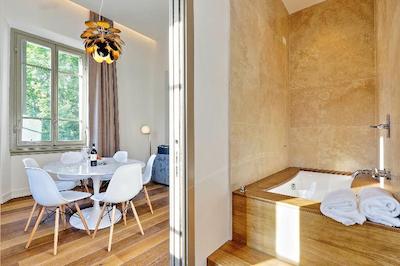 ام 7 کونتپورری آپارتماتز