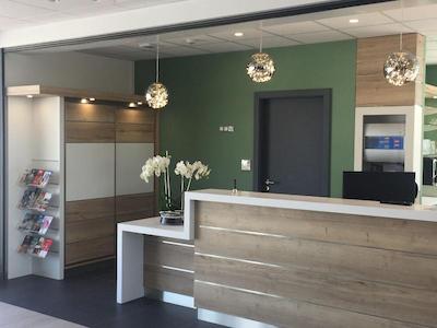 آتولون پارک هتل