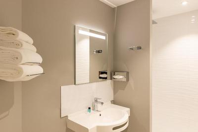 د اورجینالز سیتی هتل آکادین پونت اودمر