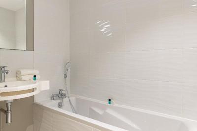 د اورجینالز سیتی هتل آکادین پونت اودمر