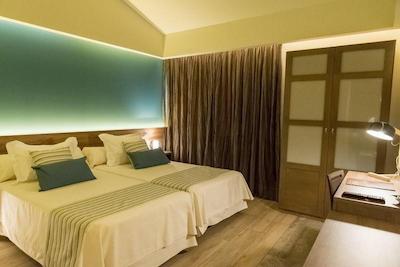 هتل ونتا با او اس