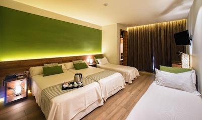 هتل ونتا با او اس