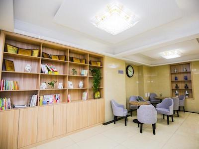 گرین تری این لیاونینگ شنیانگ تیکسی یونفنگ استریت