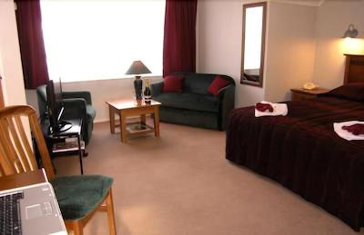 باکت تری لاج