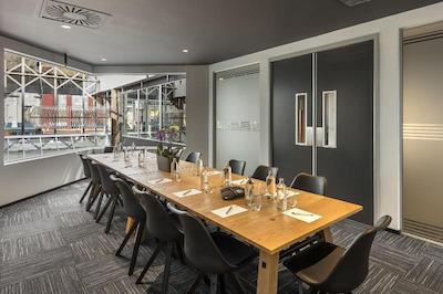 اوک ولینگتون هتل