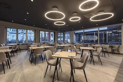 اوک ولینگتون هتل