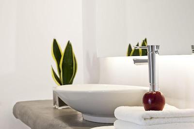 کاتیکیز کروماتا سانتورینی د لیدینگ هتلز آف