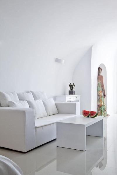 کاتیکیز کروماتا سانتورینی د لیدینگ هتلز آف