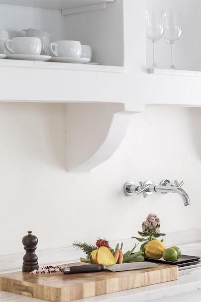 کاتیکیز کروماتا سانتورینی د لیدینگ هتلز آف