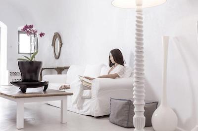 کاتیکیز کروماتا سانتورینی د لیدینگ هتلز آف