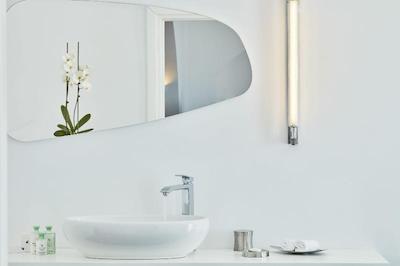 کاتیکیز کروماتا سانتورینی د لیدینگ هتلز آف