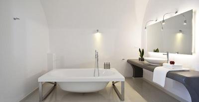 کاتیکیز کروماتا سانتورینی د لیدینگ هتلز آف