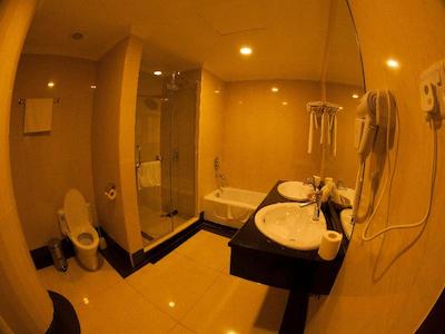 پیکاک آل سوئیتز