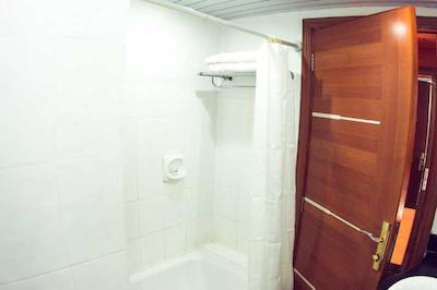 پیکاک آل سوئیتز