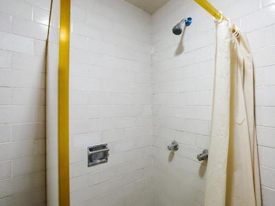 او وای او هتل ماریا ترزا این