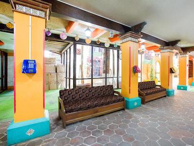 او وای او هتل ماریا ترزا این