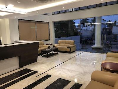 کیریاد هتل ویجایاپورا