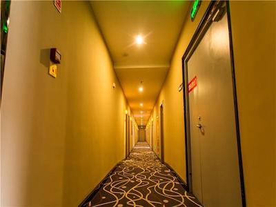 7 دیز پرمیوم لینی منگیانگ منگشان رود