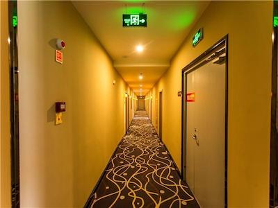 7 دیز پرمیوم لینی منگیانگ منگشان رود