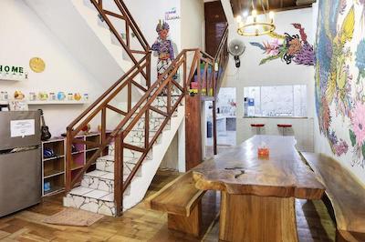 اوستیک هاوس