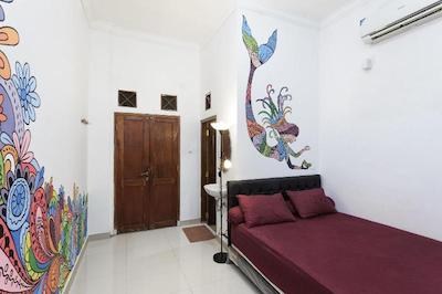 اوستیک هاوس