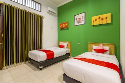 او وای او 1309 هتل شفیرا